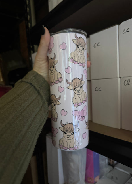 Pre-Made 20oz Baby Highland Cow and Hearts