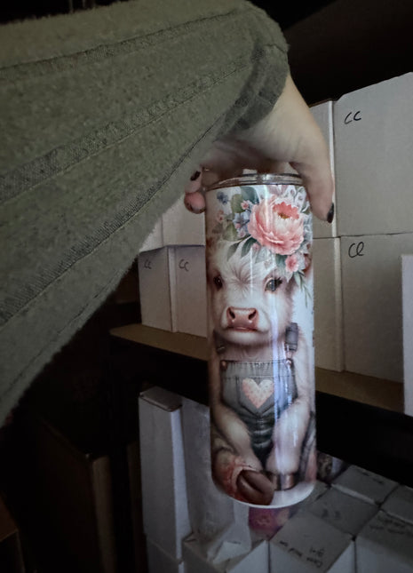 Pre-Made 20oz Just a Girl who Loves Highland Cows