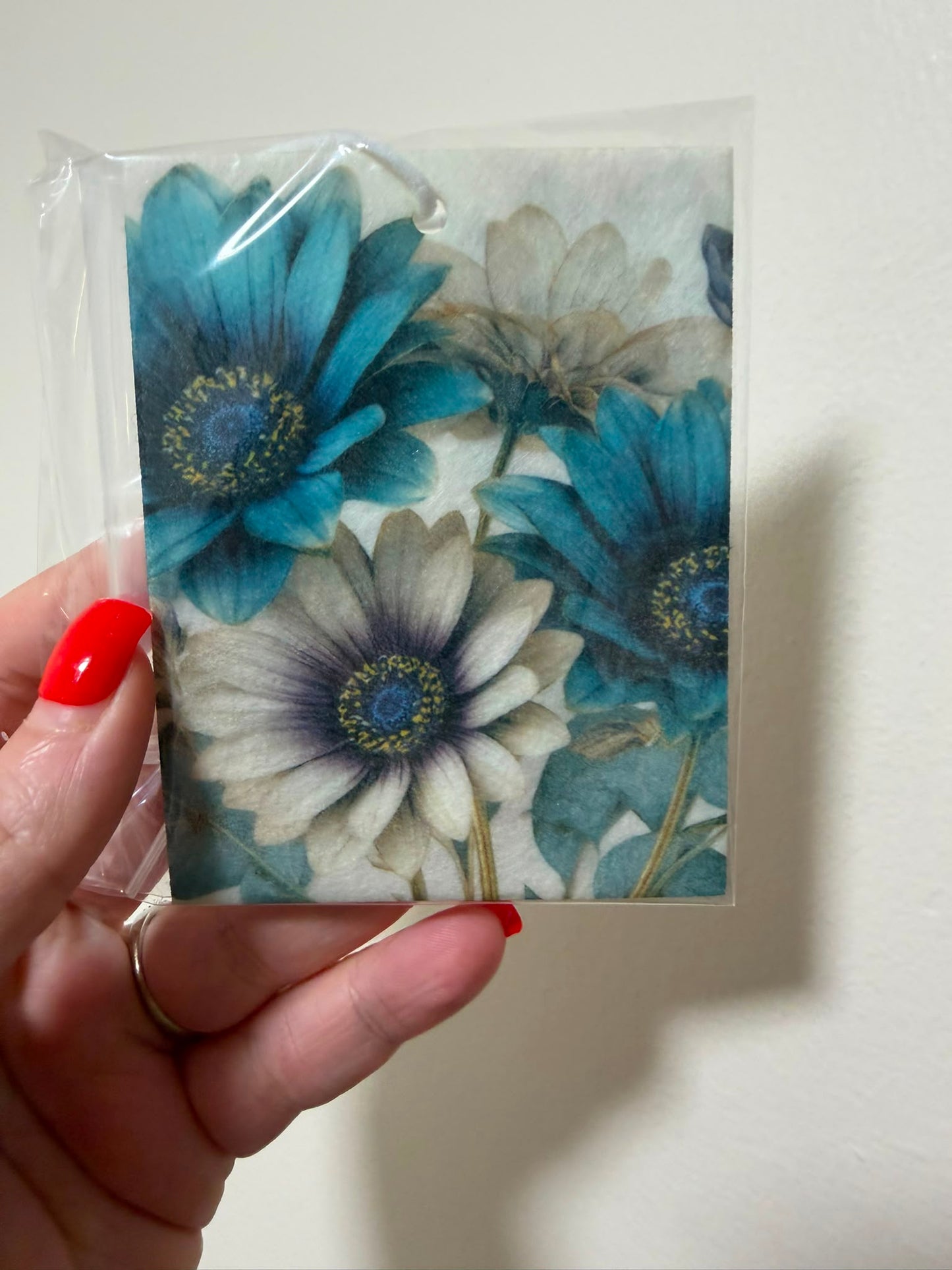 Premade Teal/White Flowers AF